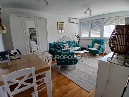 Narodnih heroja | 4zida.rs
