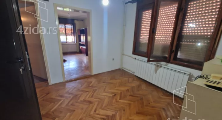 4-etažna kuća | 4zida