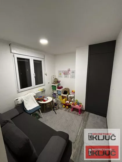 Novo Naselje | 4zida.rs