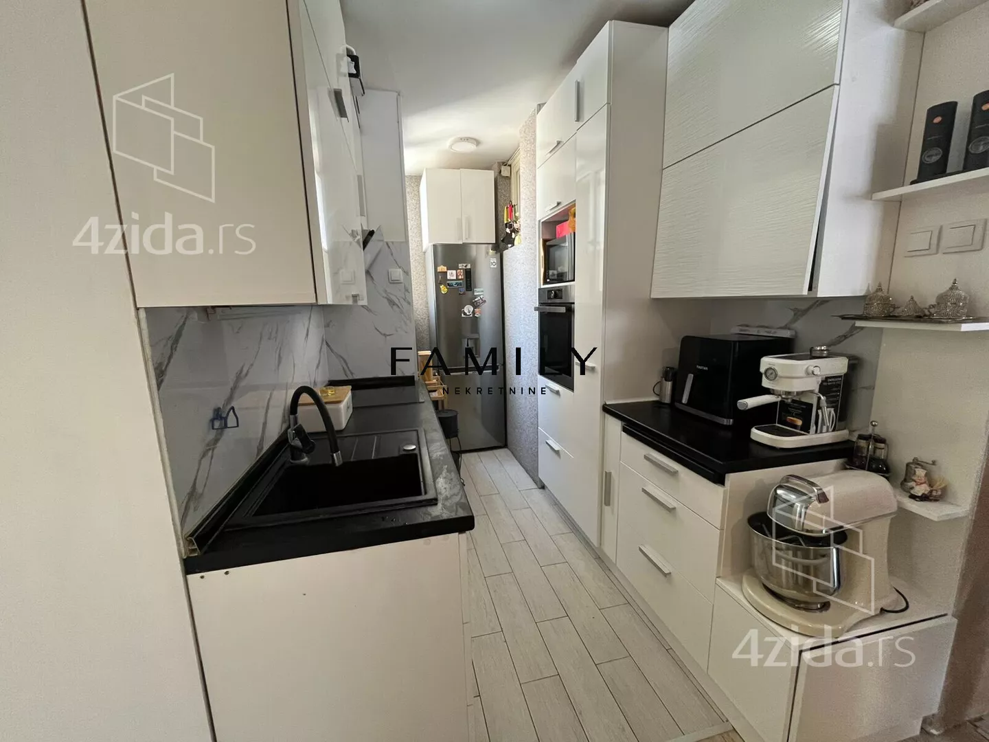 Četvorosoban stan | 4zida