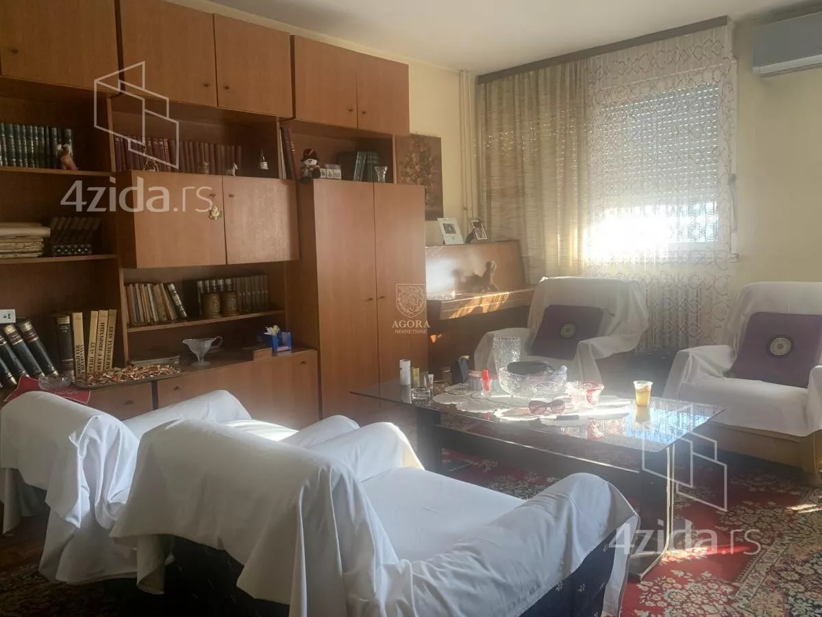 Četvorosoban stan | 4zida