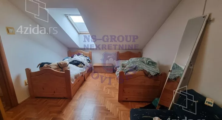 Šestosoban stan | 4zida