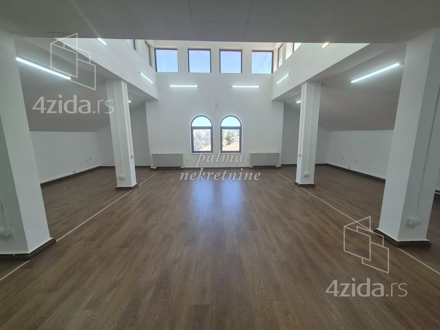 Lokal | 4zida