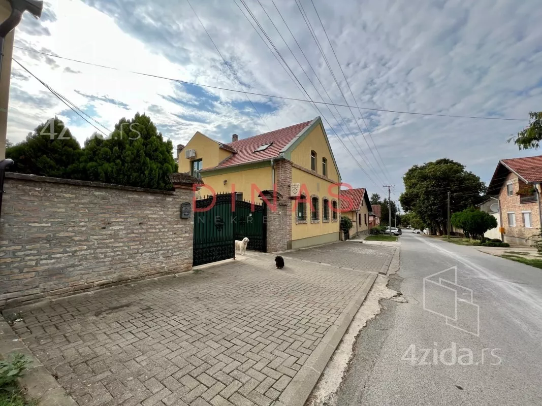 Kuća | 4zida