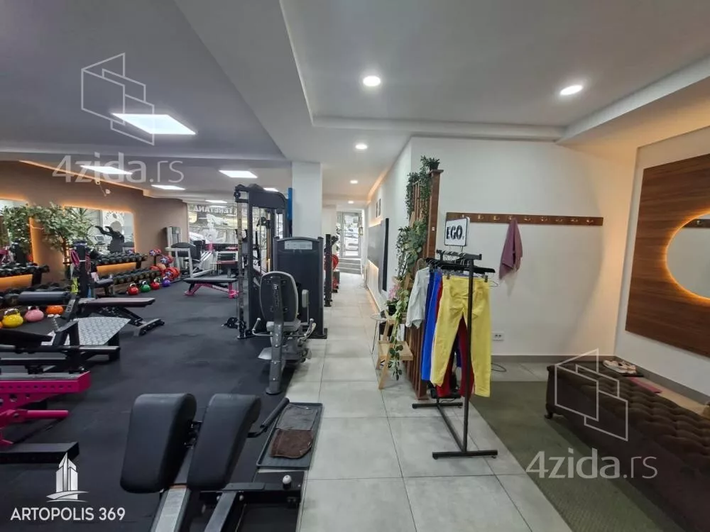 Lokal | 4zida