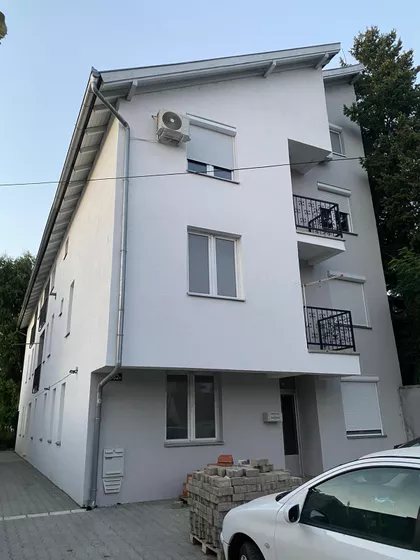 Petefi Šandora 182v | 4zida.rs