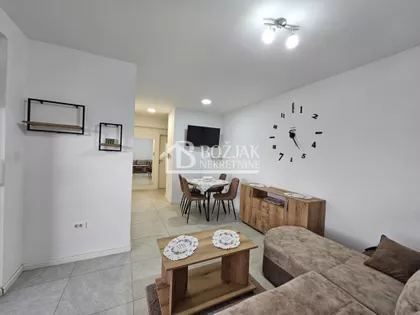 Žitni Trg | 4zida.rs