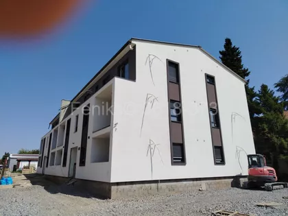 Vojvođanska | 4zida.rs