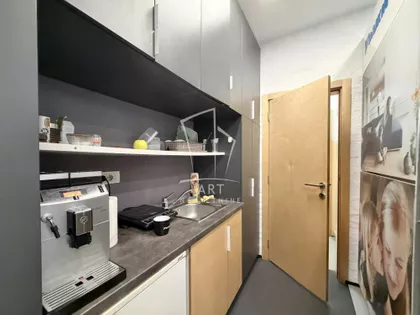 Anrija Žamea | 4zida.rs