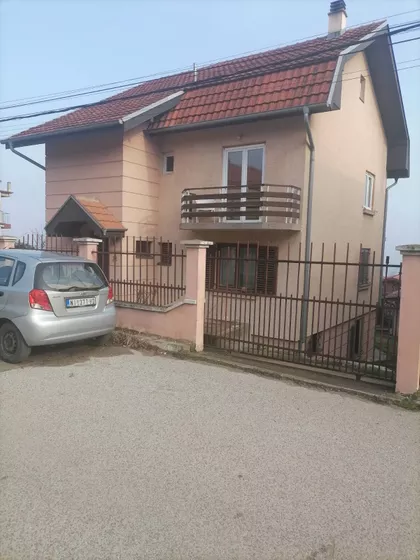 Jovana Dučića 28 | 4zida.rs