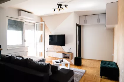 Kireška 90L | 4zida.rs