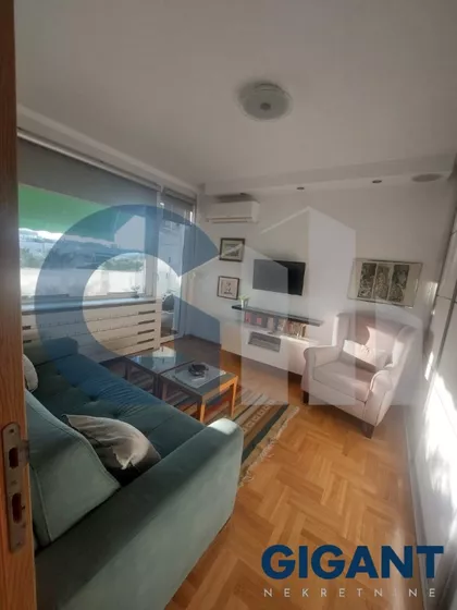 27. marta | 4zida.rs