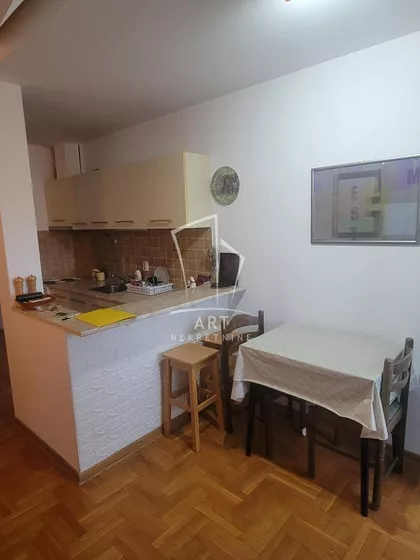 Rade Končara | 4zida.rs