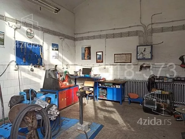 Lokal | 4zida