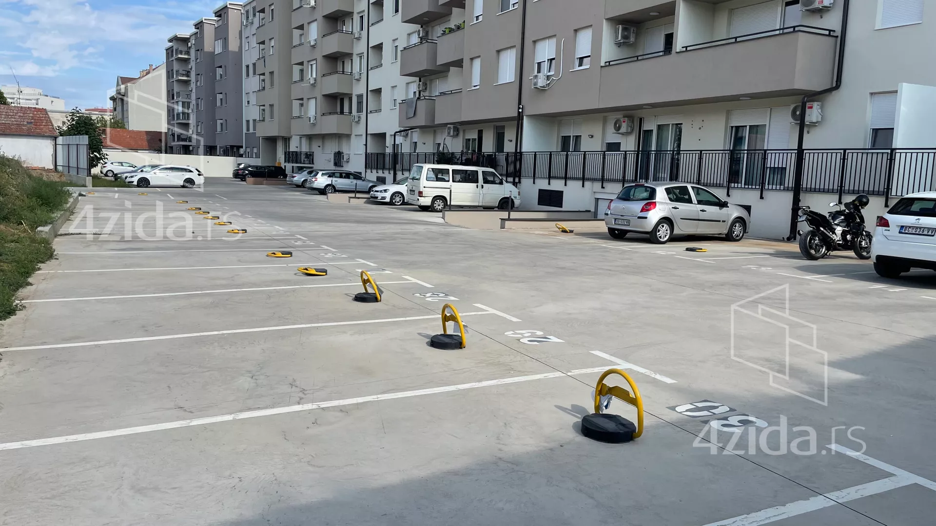 Parking | 4zida