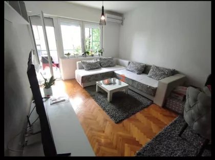 Bulevar Nemanjića | 4zida.rs