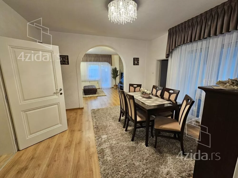 Kuća | 4zida