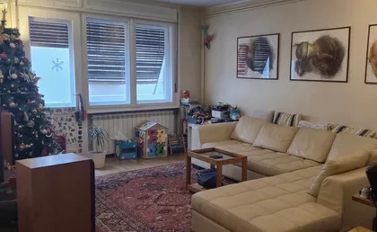 Kalenić pijaca | 4zida.rs