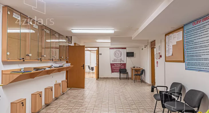 Poslovni prostor | 4zida