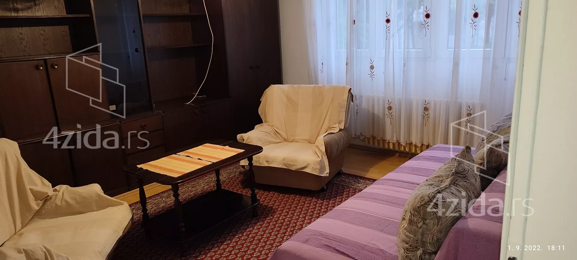 Jednoiposoban stan | 4zida