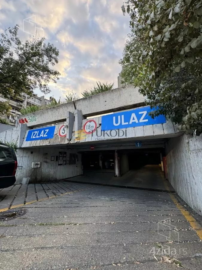 Garaža/Parking | 4zida