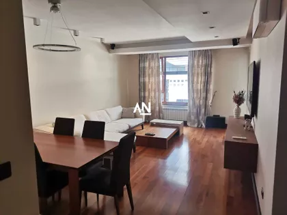Trešnjinog cveta | 4zida.rs