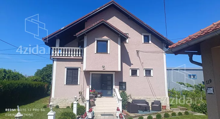 3-etažna kuća | 4zida