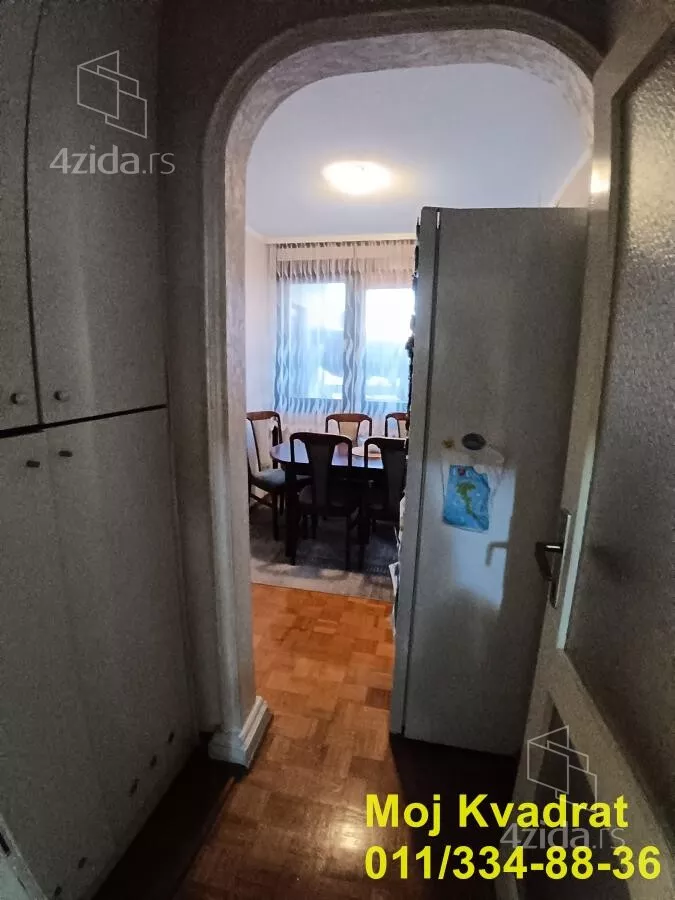 Troiposoban stan | 4zida