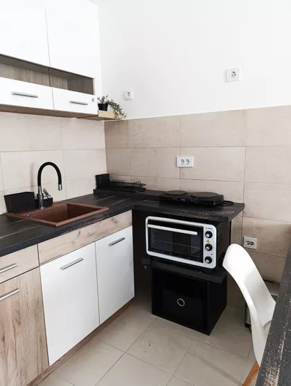 Stevana Ivanovića 1a | 4zida.rs