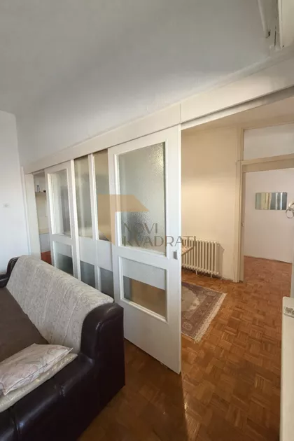 Prvomajska | 4zida.rs