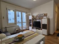 Crveni Krst Zvezdara, Zvezdara opština, Beograd | 4zida.rs