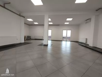 Mali Mokri Lug | 4zida.rs