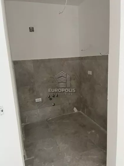 Novi Banovci | 4zida.rs