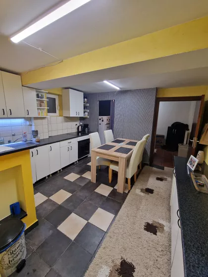 Aranj Janoša | 4zida.rs