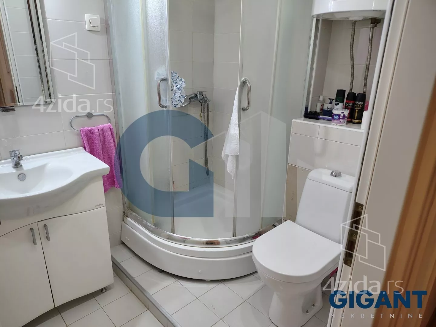 Petosoban stan | 4zida