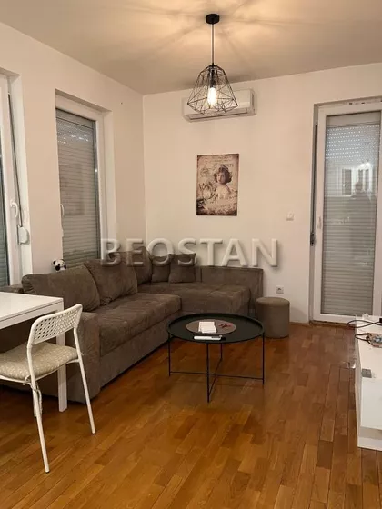 Svetog Nikol3 | 4zida.rs