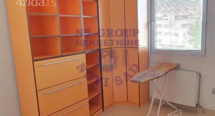 Šestosoban stan | 4zida