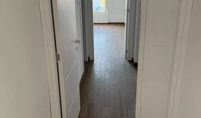 Šestosoban stan | 4zida