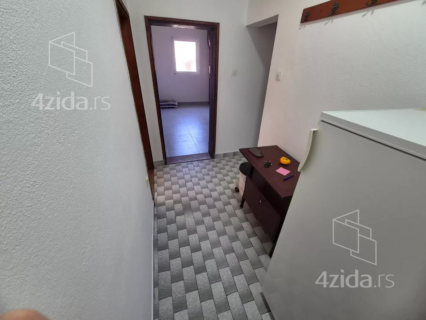 Lokal | 4zida