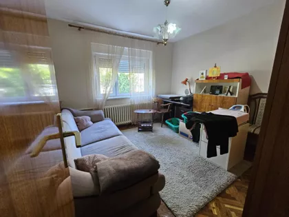 Mali Radanovac | 4zida.rs