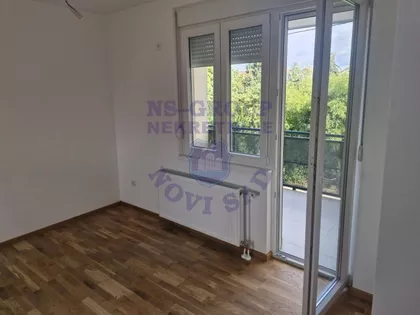 Veternička Rampa | 4zida.rs