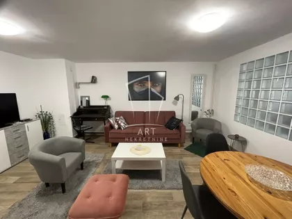 Dragana Nikitovića | 4zida.rs