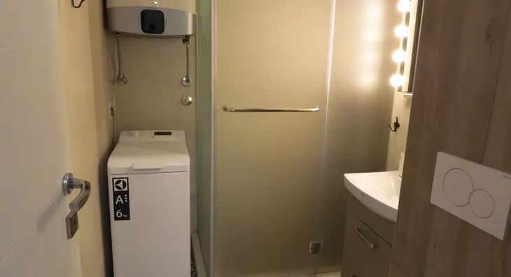 Četvoroiposoban stan | 4zida