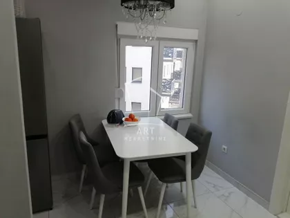 Vojvode Vlahovića | 4zida.rs