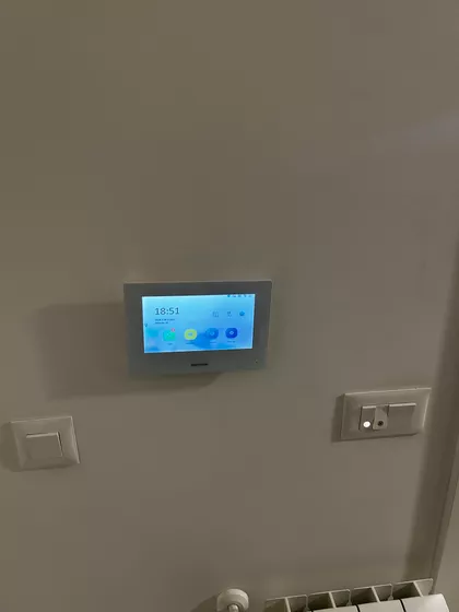 Stojana Novakovića 77 | 4zida.rs