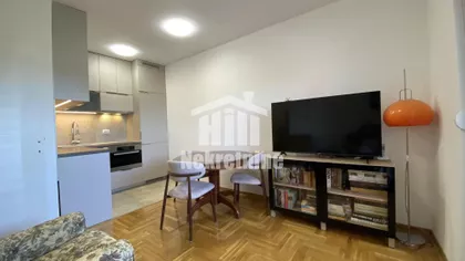 Cara Dušana | 4zida.rs