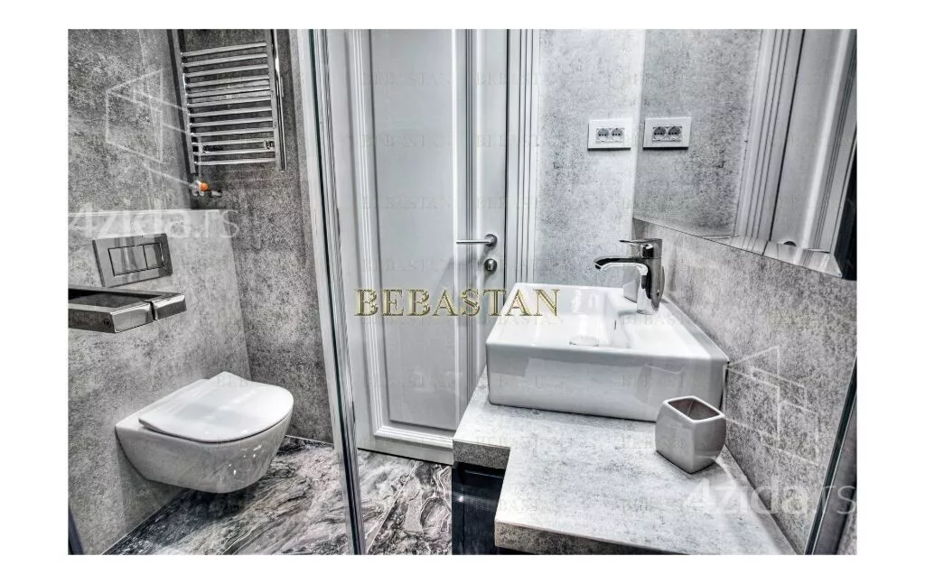 Petosoban stan | 4zida