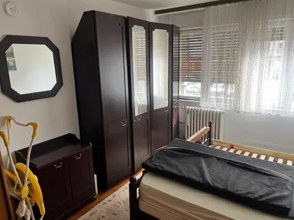 Radnička 49 | 4zida.rs