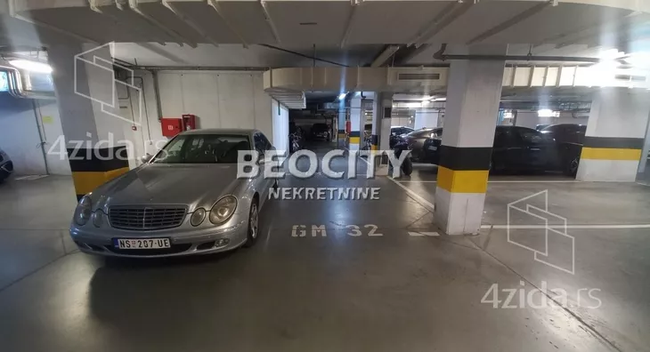 Garaža/Parking | 4zida