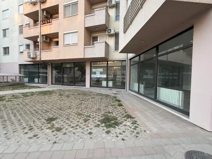 Celovečka 5 | 4zida.rs